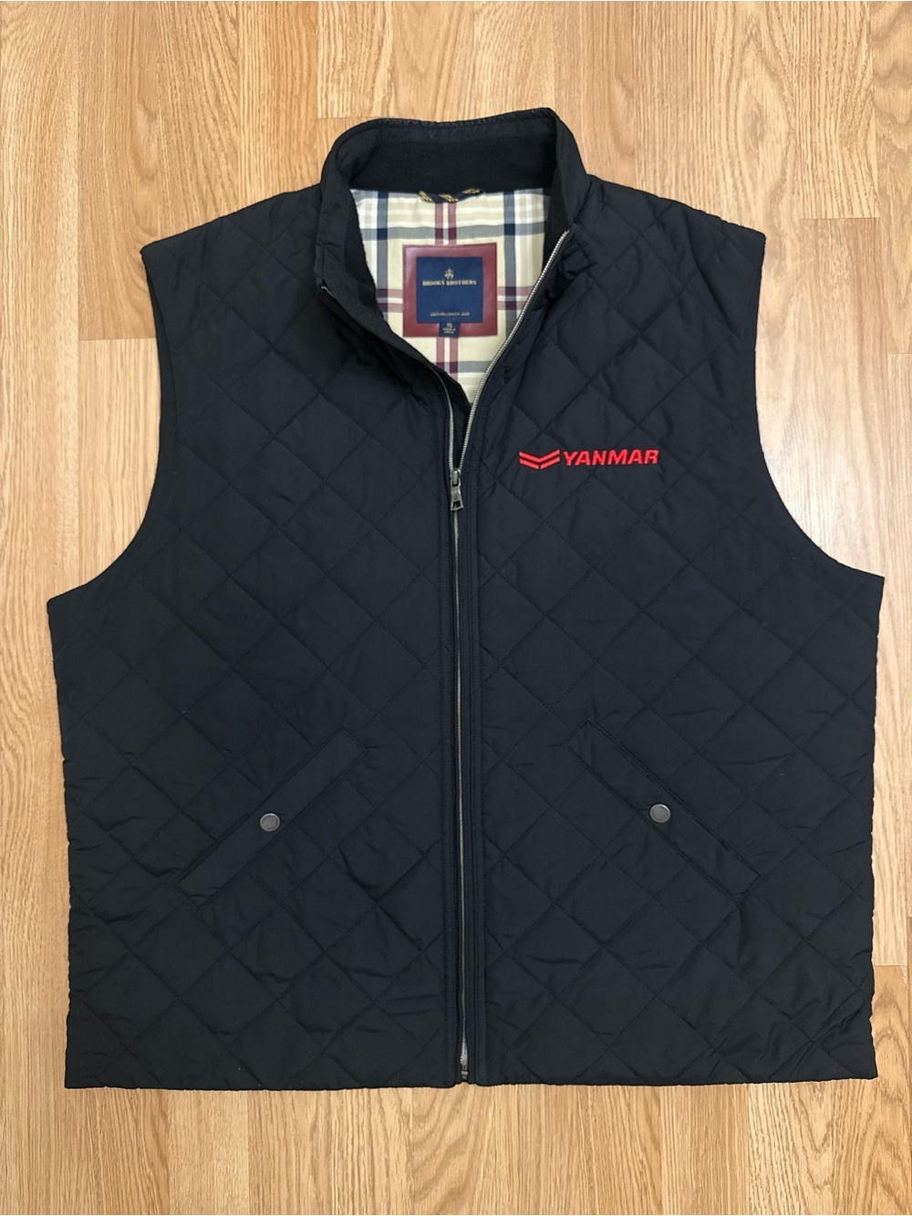 Men’s Brooks Brothers Black Quilted Vest Size XL
